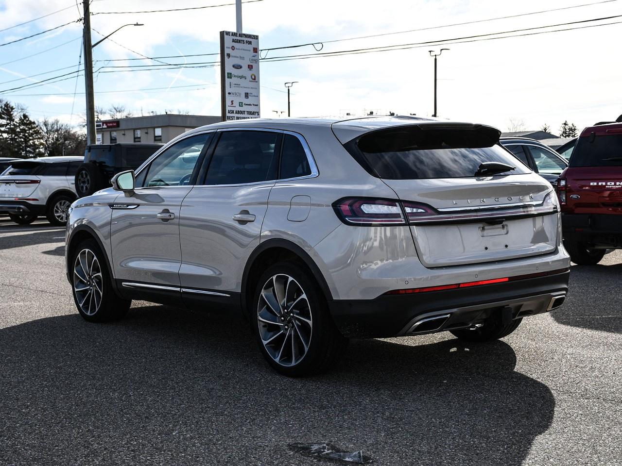 2023 Lincoln Nautilus Reserve AWD Photo