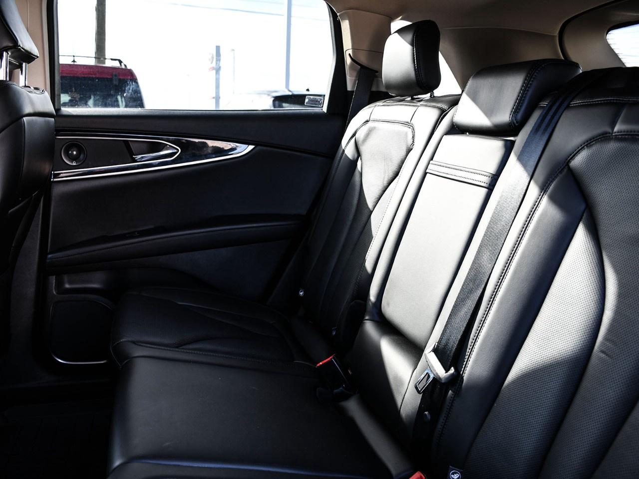 2023 Lincoln Nautilus Reserve AWD Photo