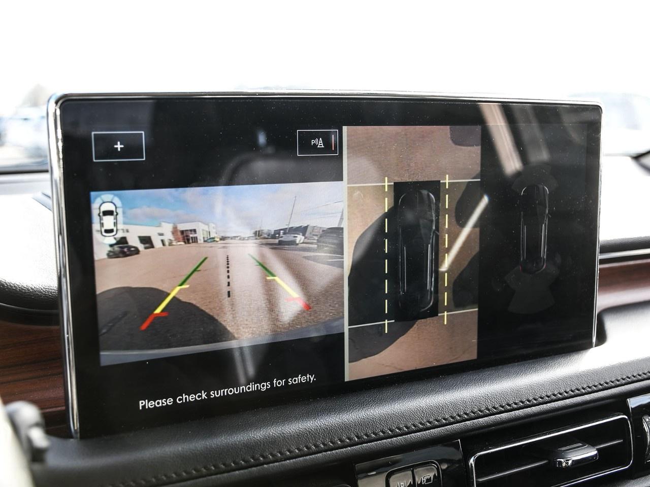 2023 Lincoln Nautilus Reserve AWD Photo