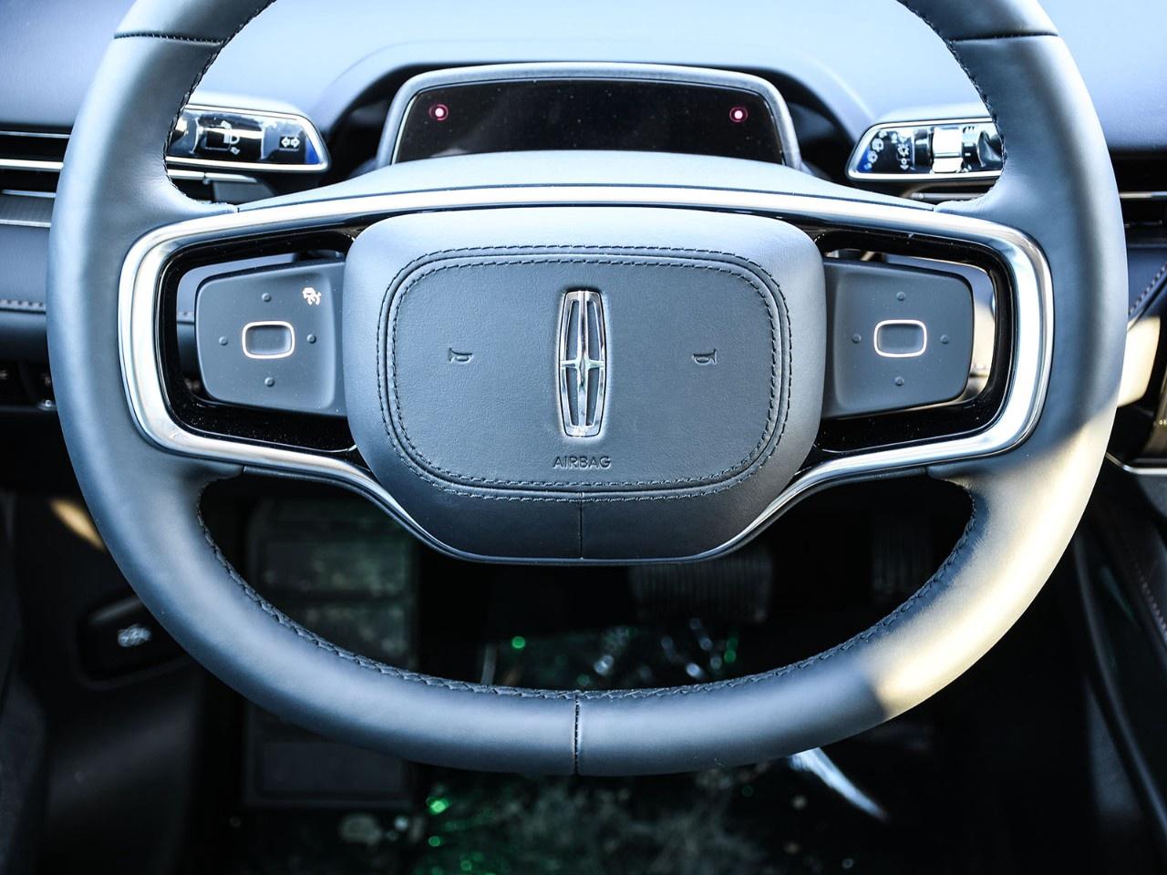 2026 Lincoln Nautilus Premiere AWD Photo