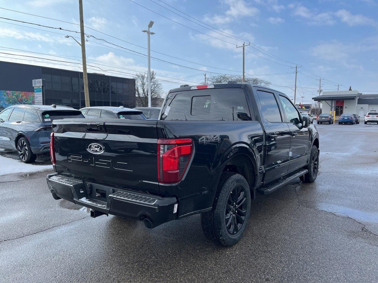 2026 Ford F-150 XLT 4WD SuperCrew 5.5' Box Photo3