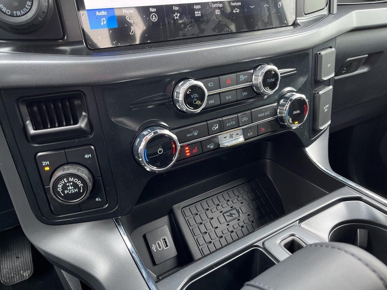 2026 Ford F-150 XLT 4WD SuperCrew 5.5' Box Photo