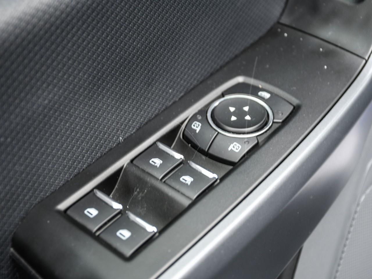 2022 Ford F-150 XLT 4WD SuperCrew 5.5' Box Photo