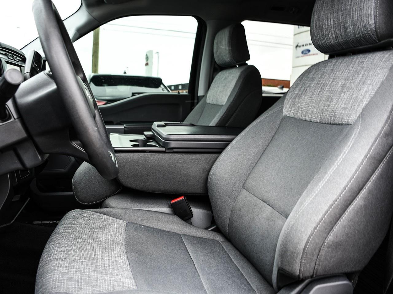 2022 Ford F-150 XLT 4WD SuperCrew 5.5' Box Photo