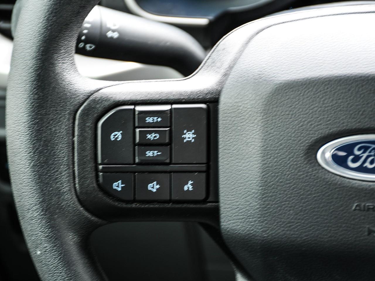 2022 Ford F-150 XLT 4WD SuperCrew 5.5' Box Photo