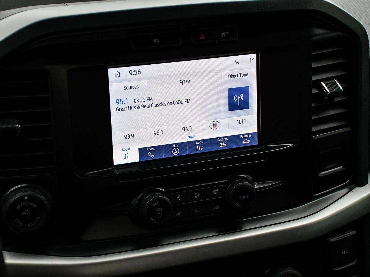 2022 Ford F-150 XLT 4WD SuperCrew 5.5' Box Photo