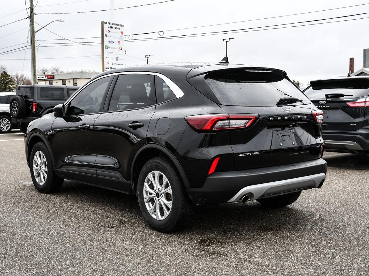 2024 Ford Escape Active AWD Photo3