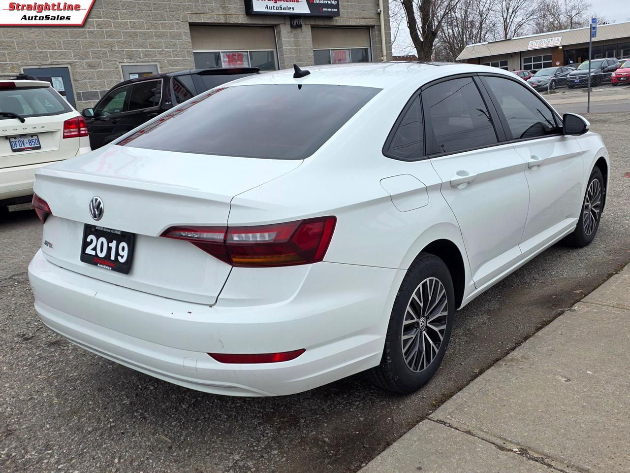 2019 Volkswagen Jetta SEL Highline Photo