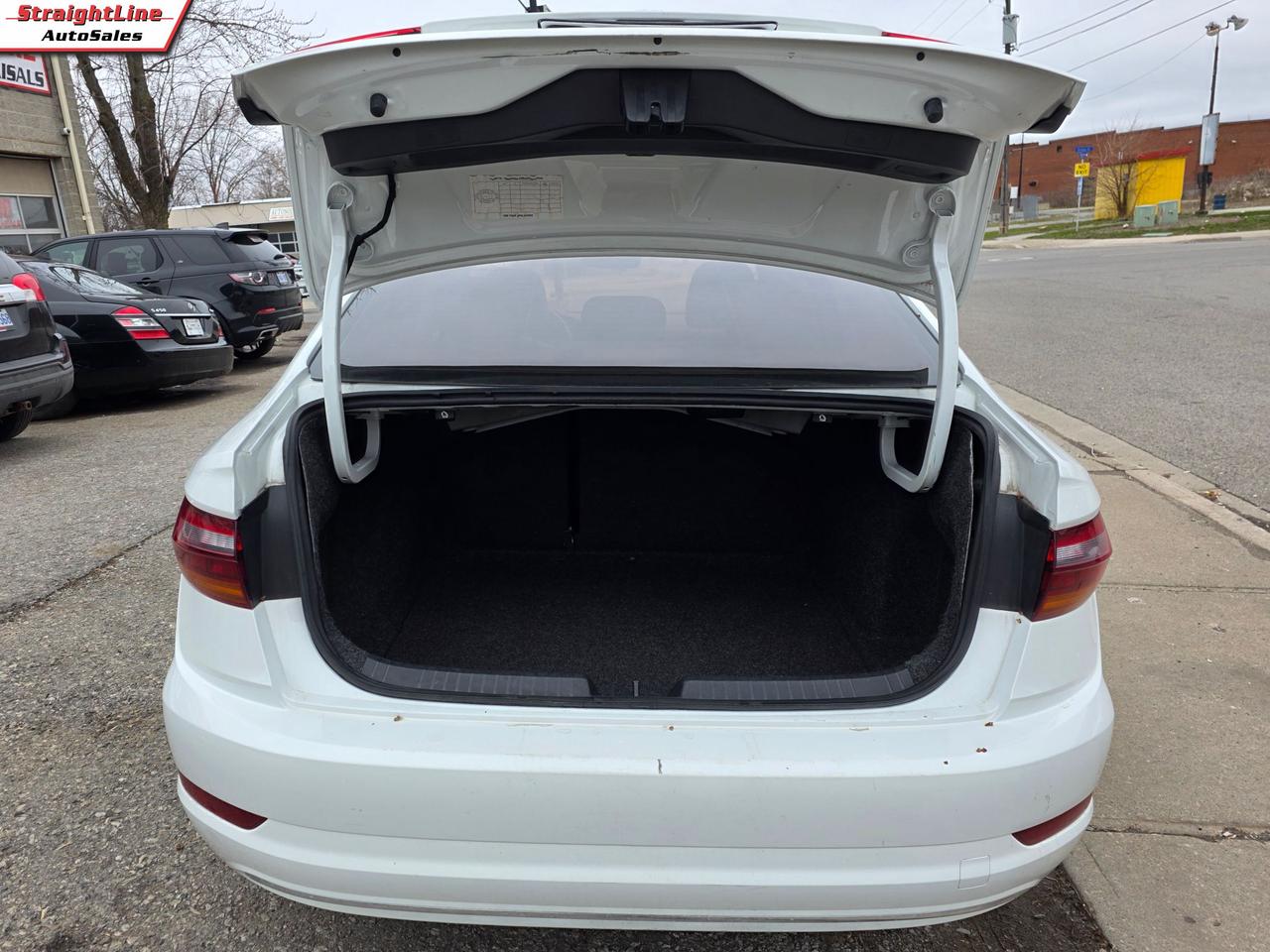 2019 Volkswagen Jetta SEL Highline Photo