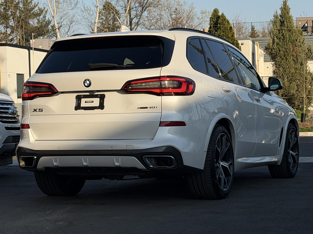 2019 BMW X5 xDrive40i M SPORT|LASERLIGHTS|CRYSTAL SHIFTER Photo2