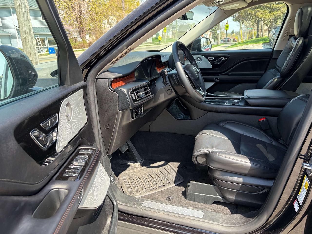 2023 Lincoln Aviator Reserve AWD Photo