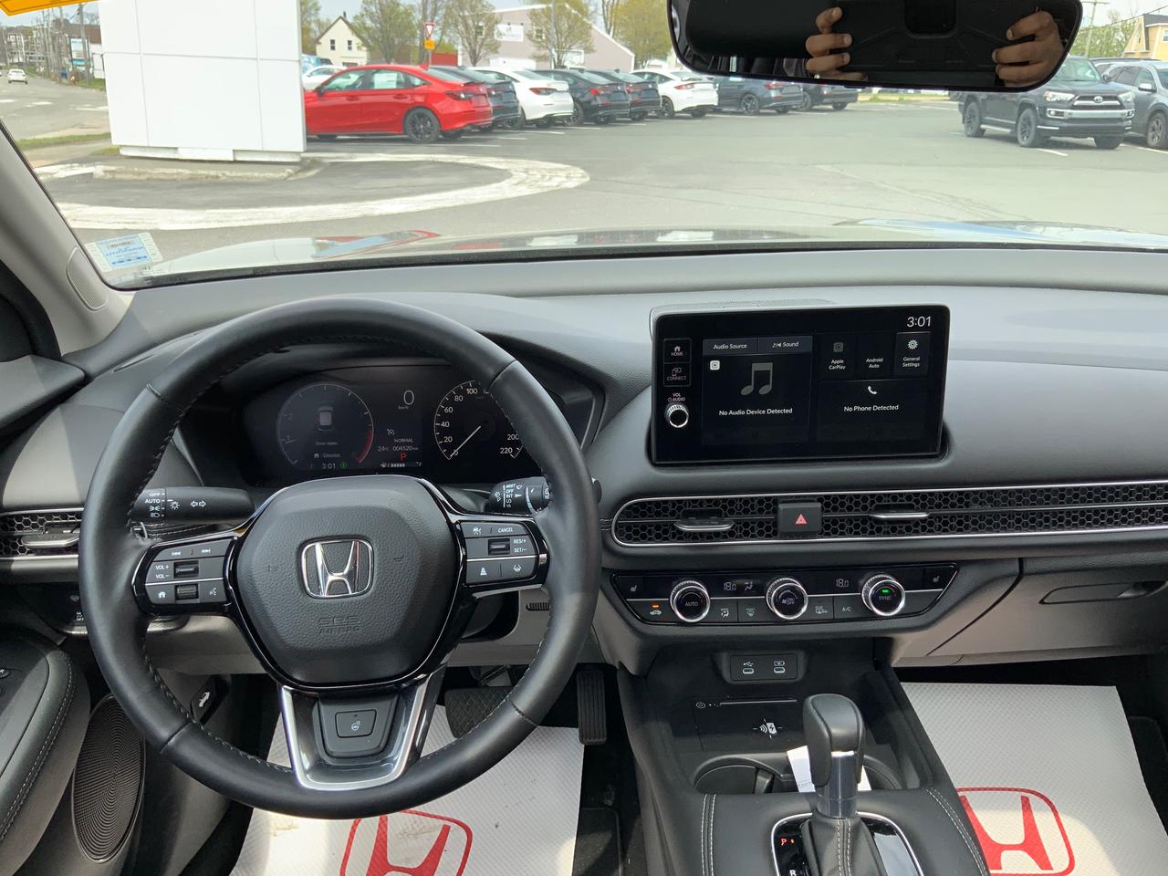 2026 Honda HR-V EX-L Photo