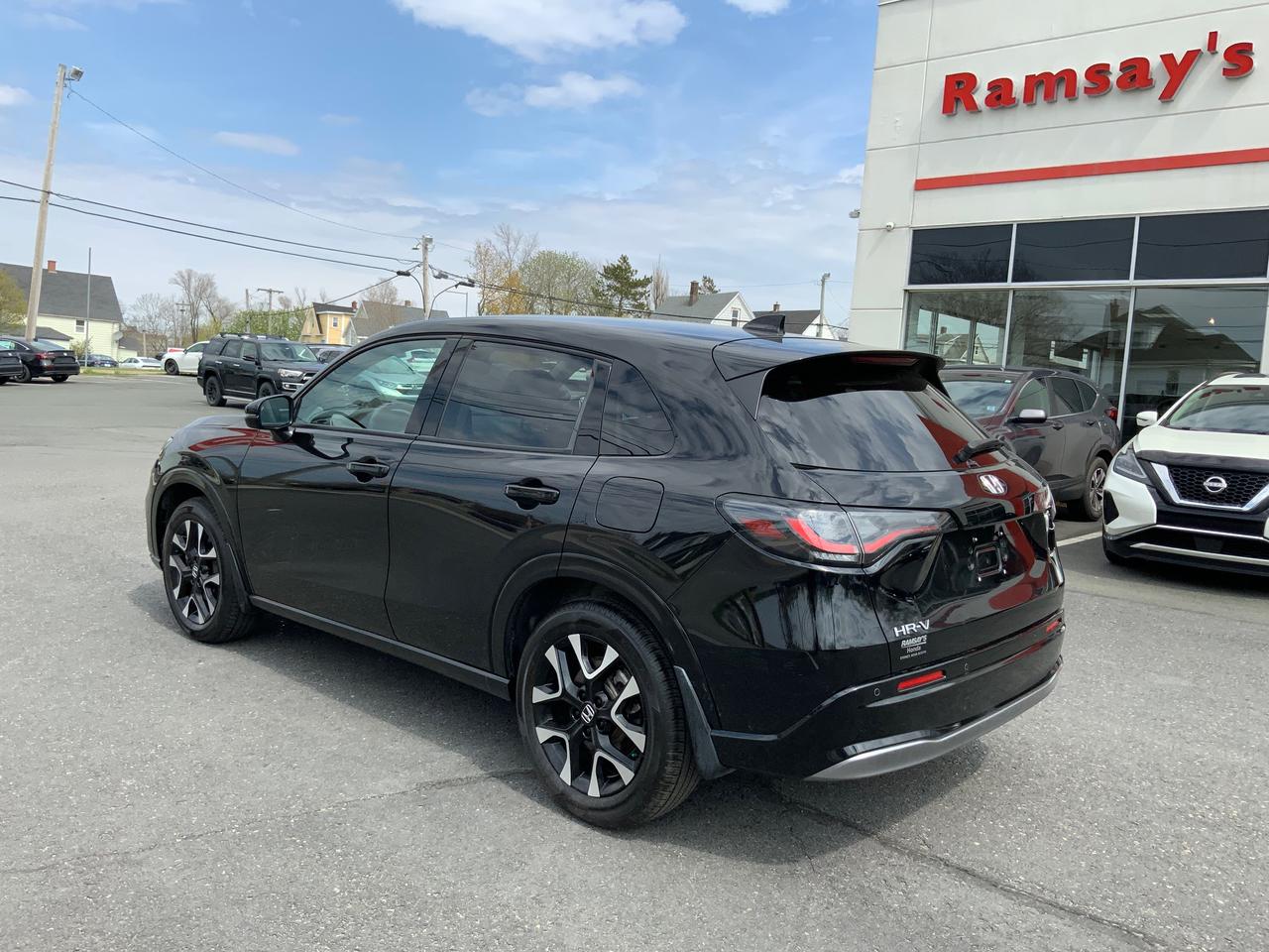 2026 Honda HR-V EX-L Photo
