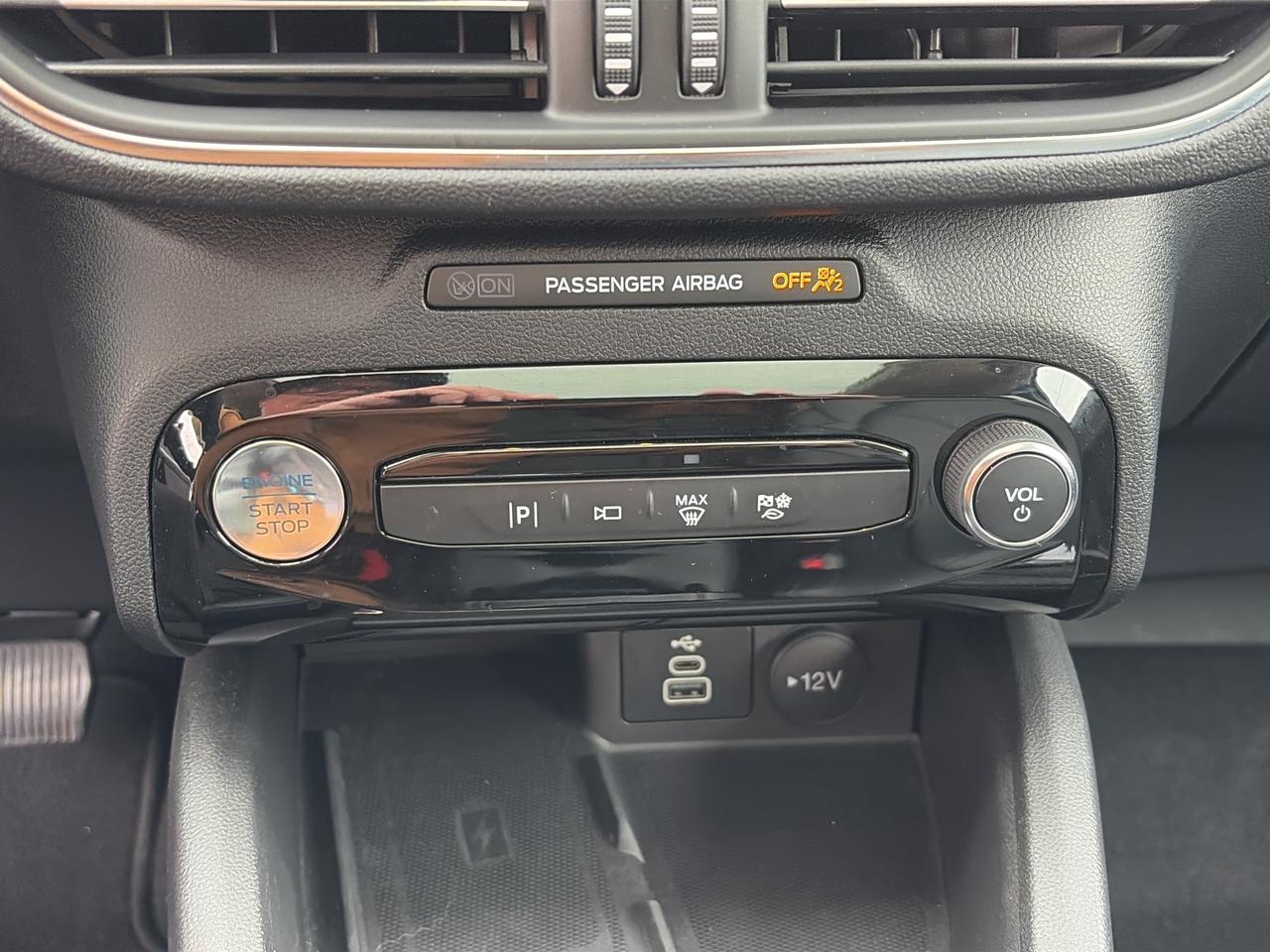 2025 Ford Escape PHEV FWD Photo
