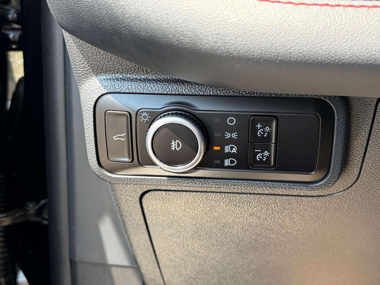 2026 Ford Explorer ST-Line 4WD Photo