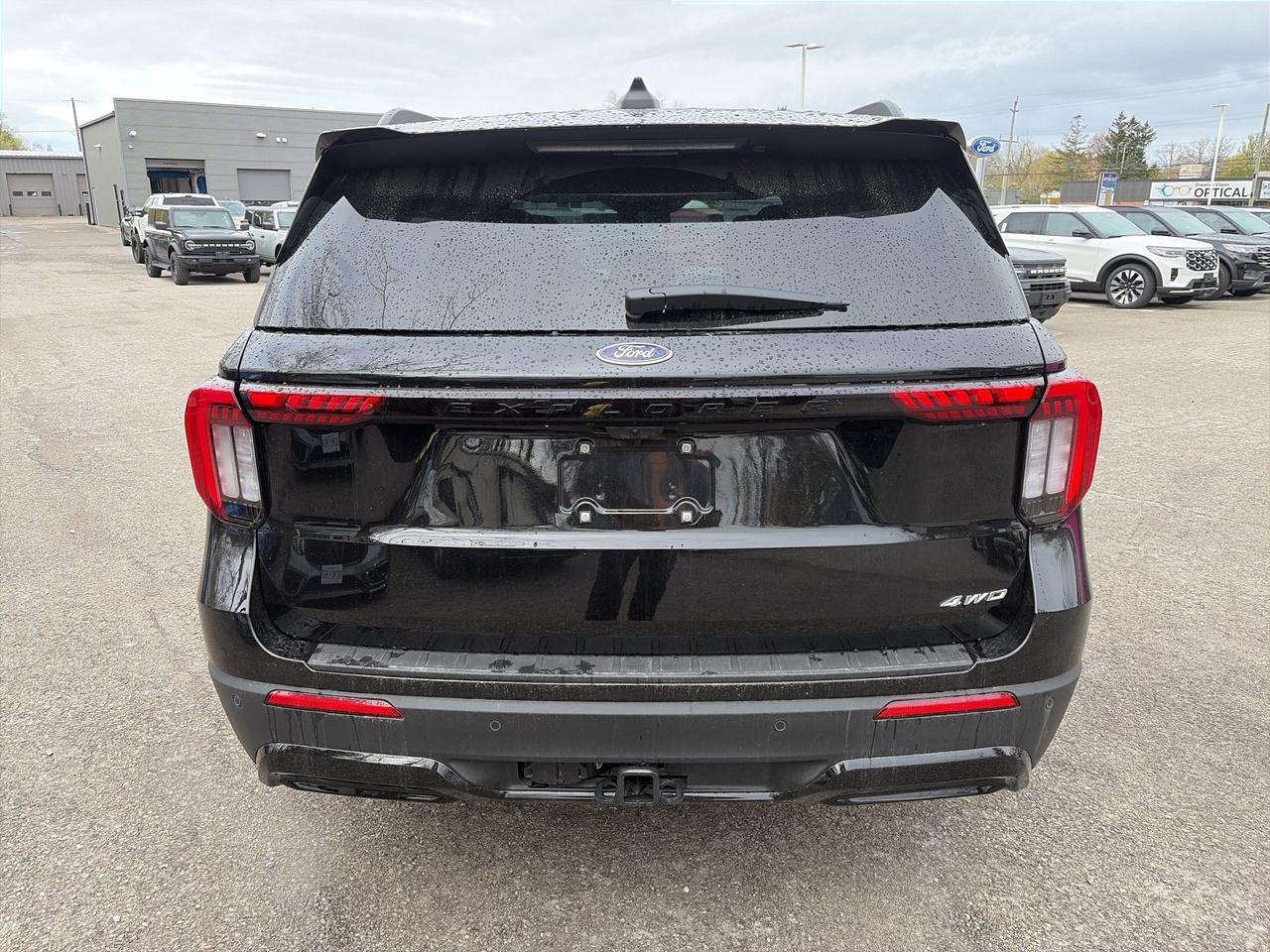 2026 Ford Explorer ST-Line 4WD Photo3
