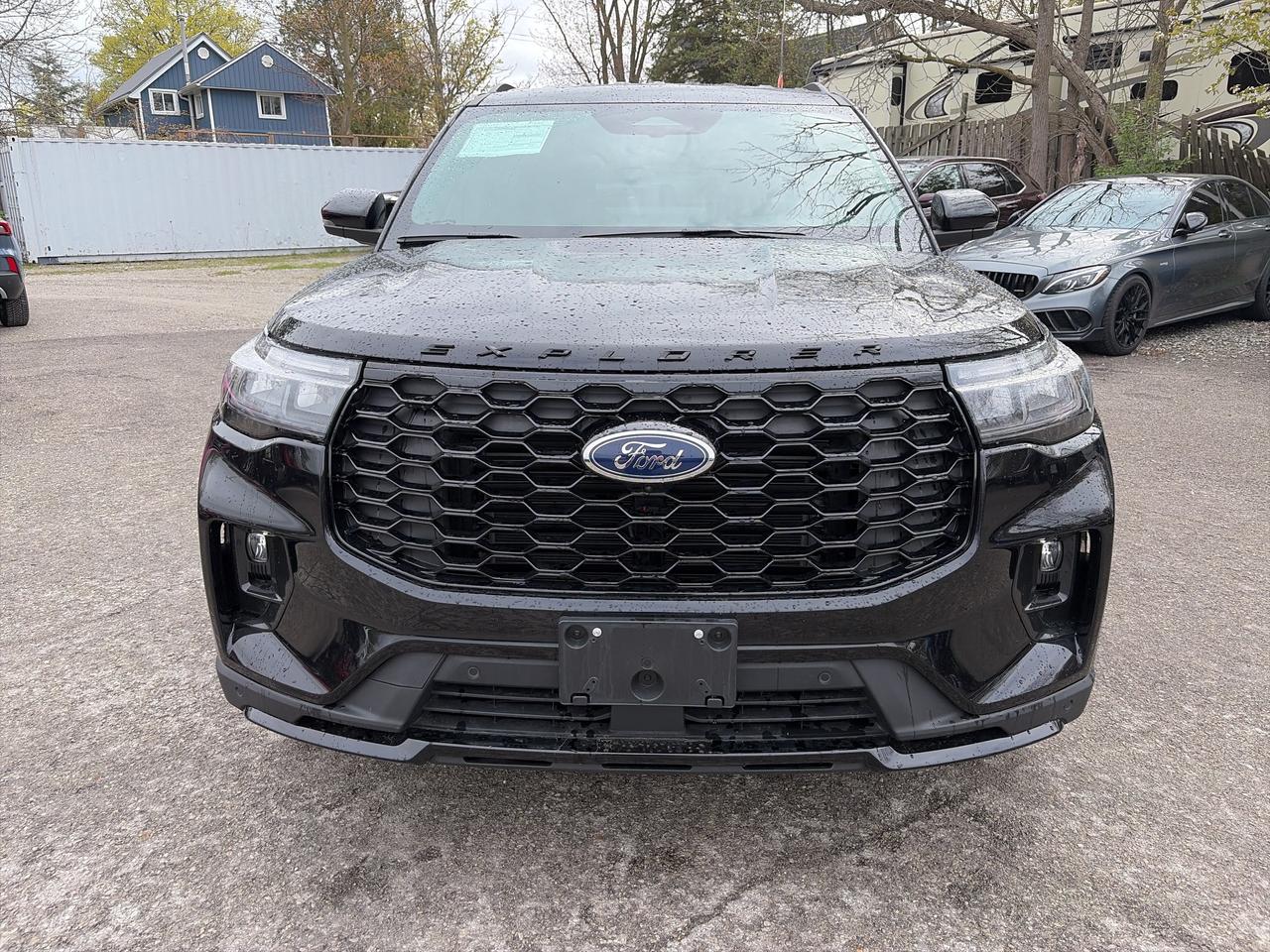 2026 Ford Explorer ST-Line 4WD Photo