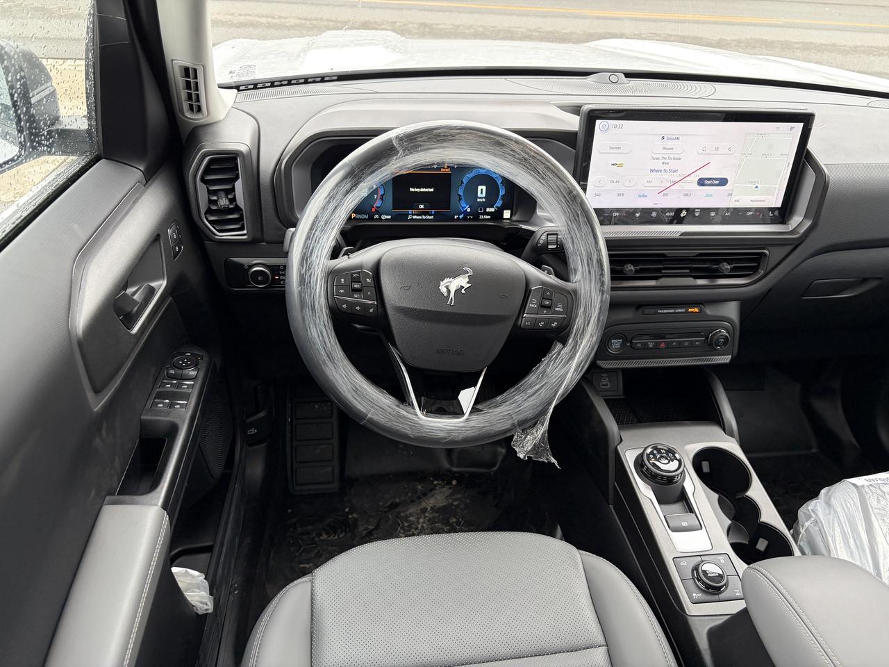 2026 Ford Bronco Sport BADLANDS 4x4 400A Photo