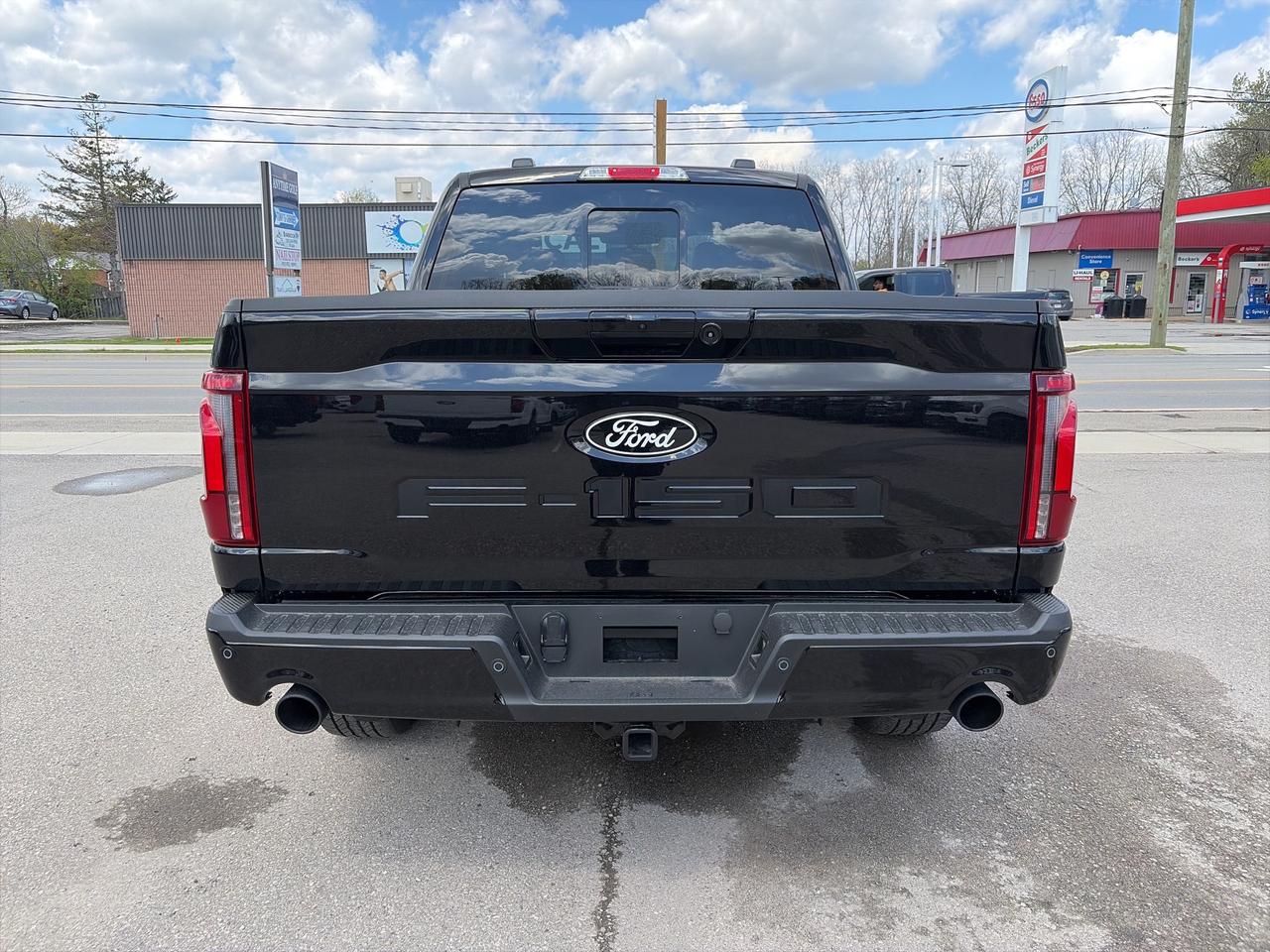 2026 Ford F-150 LARIAT 4WD SuperCrew 5.5' Box 501A Photo3