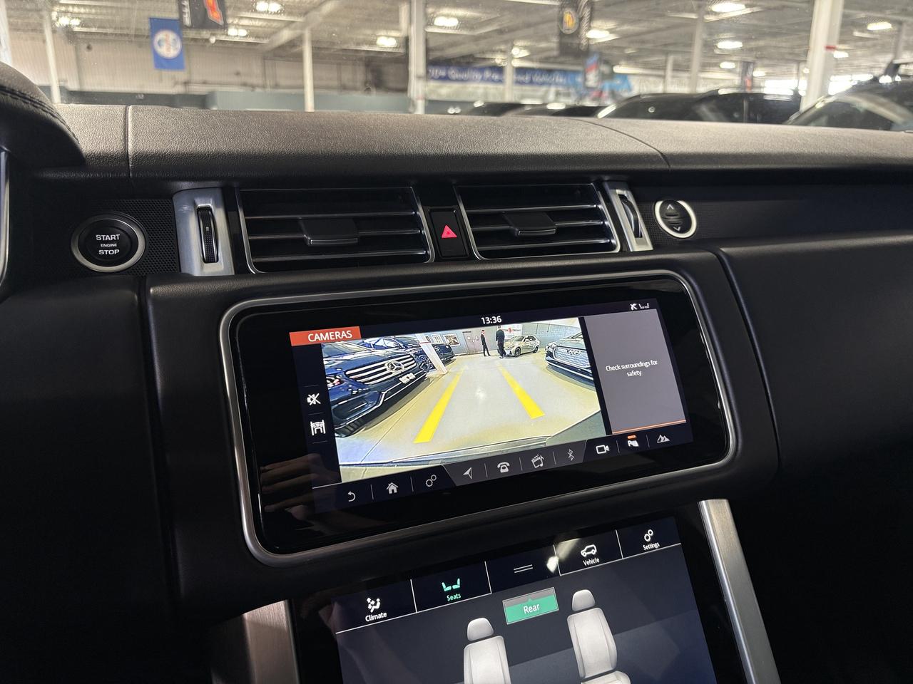 2019 Land Rover Range Rover HSE TD6|AWD|NAV|MERIDIAN|LEATHER|PANOROOF|HEADSUP| Photo