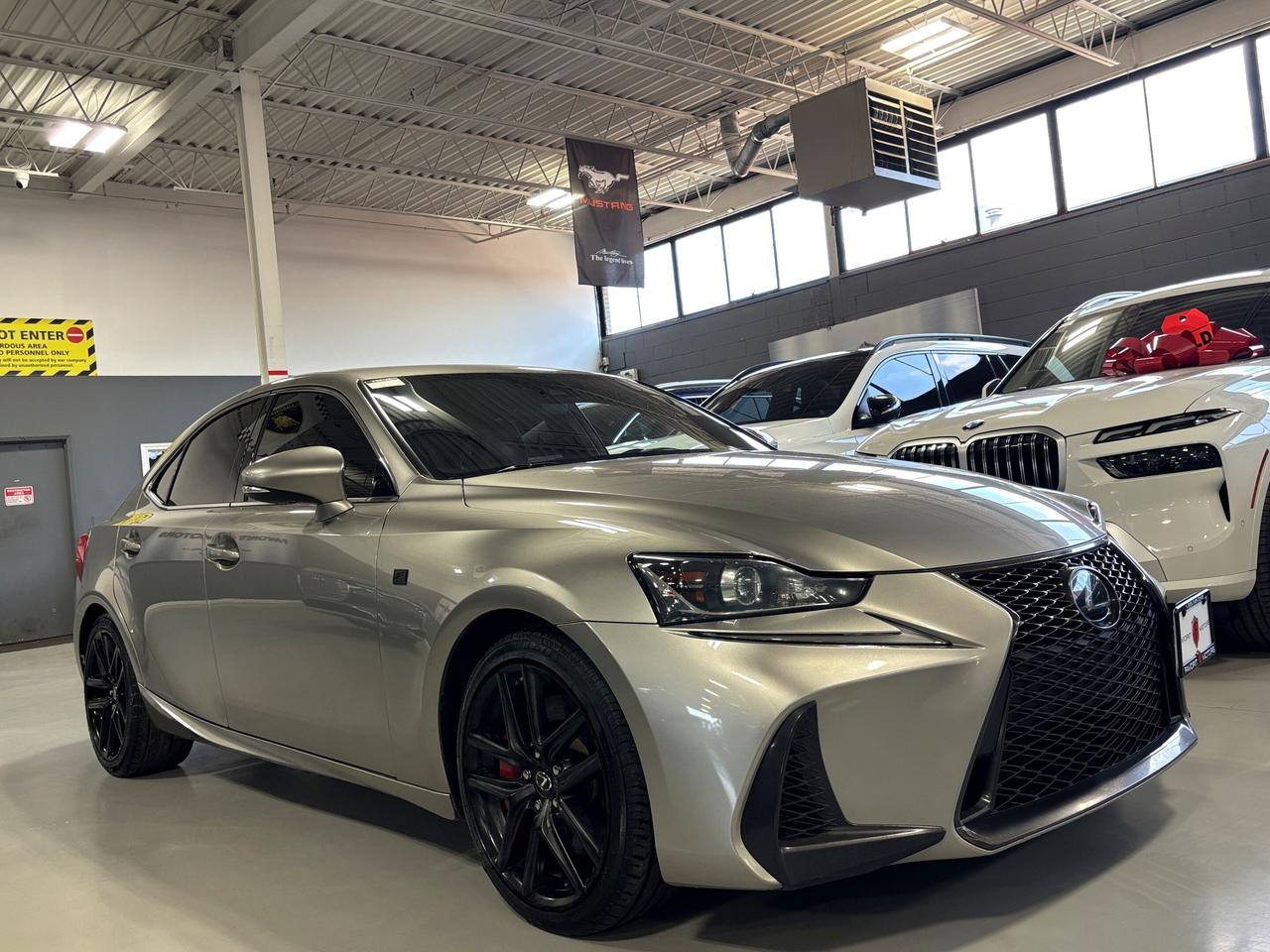 2017 Lexus IS 350 F-SPORT|AWD|NAV|REDLEATHER|SUNROOF|EXHAUST|AMBIENT Photo