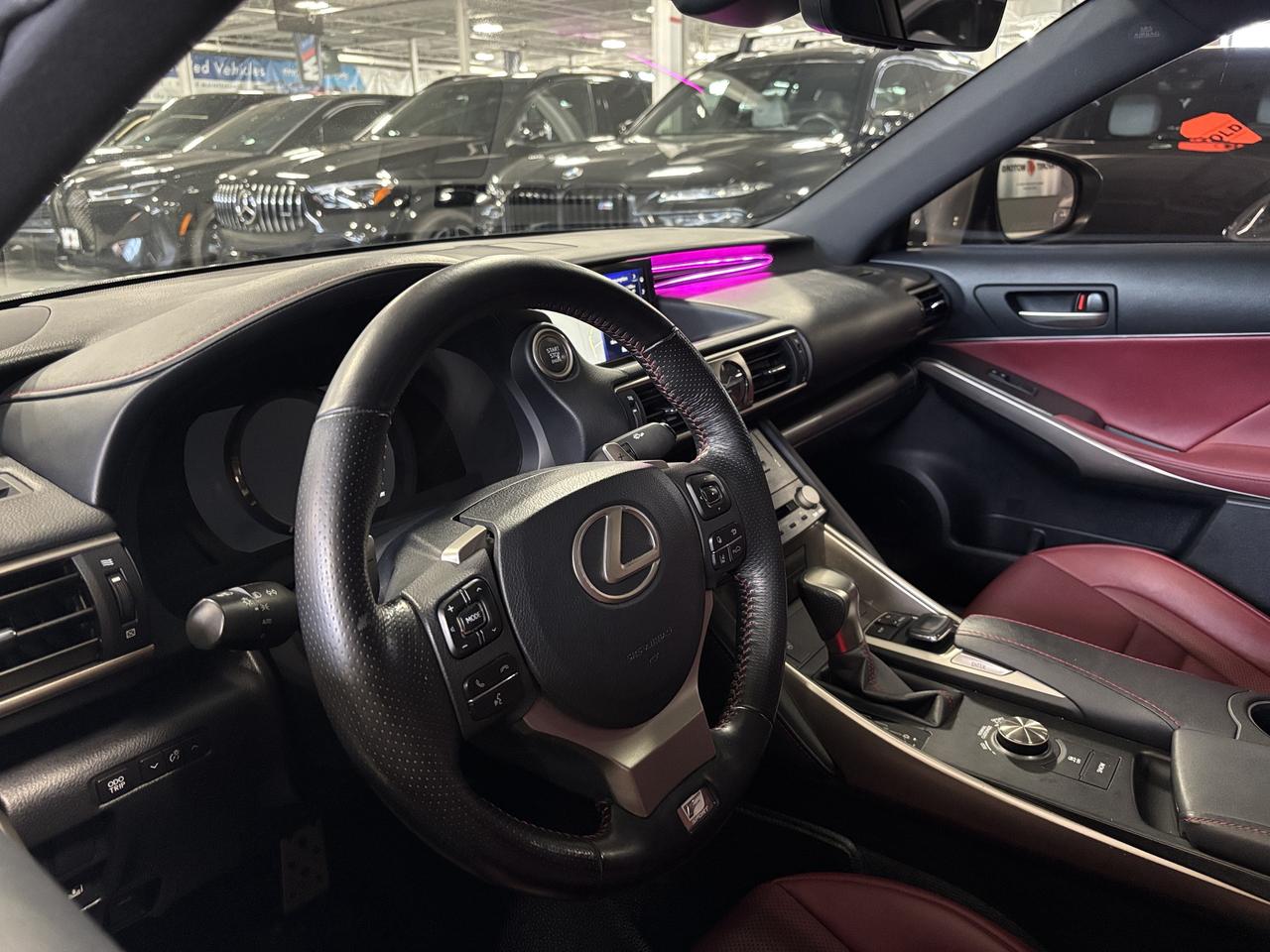2017 Lexus IS 350 F-SPORT|AWD|NAV|REDLEATHER|SUNROOF|EXHAUST|AMBIENT Photo