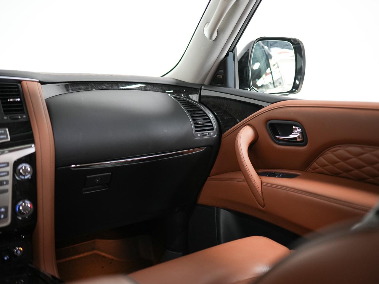 2019 Infiniti QX80 LUXE | 7 PASS | REAR ENTERTAINMENT PKG | 22 IN Photo