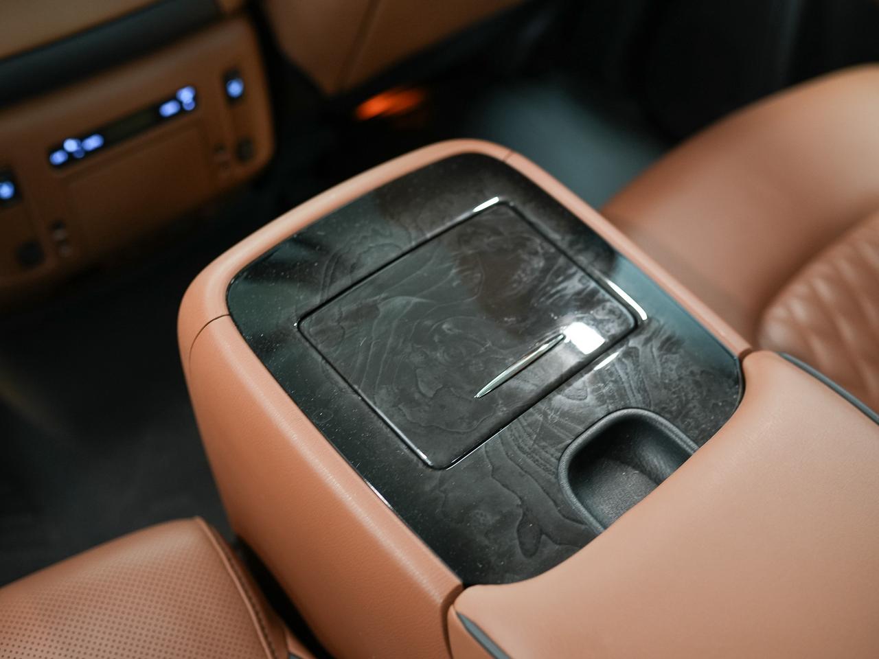 2019 Infiniti QX80 LUXE | 7 PASS | REAR ENTERTAINMENT PKG | 22 IN Photo