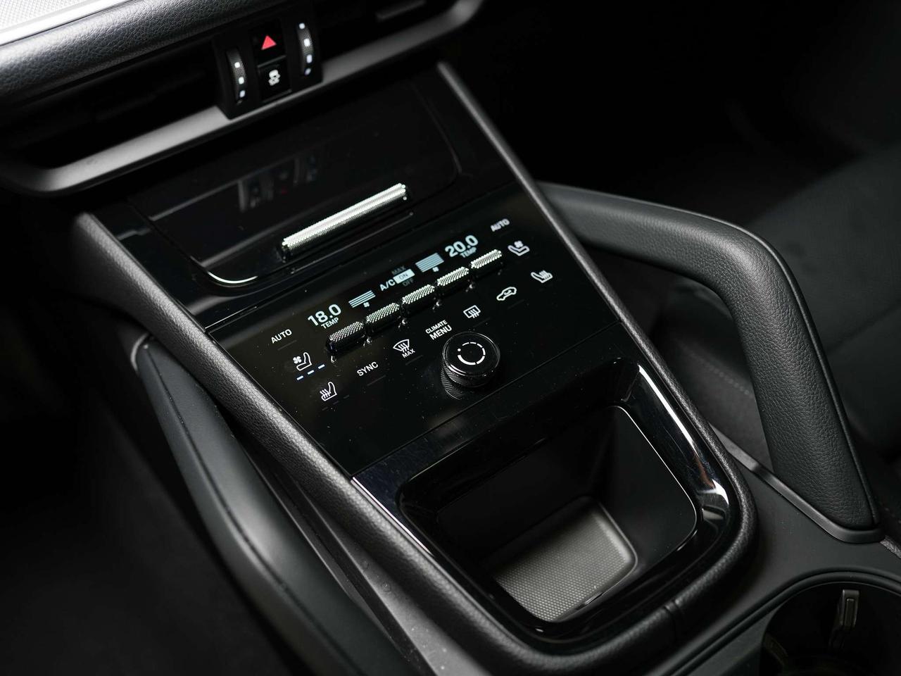 2024 Porsche Cayenne E-HYBRID | PREMIUM PLUS | 21 IN Photo
