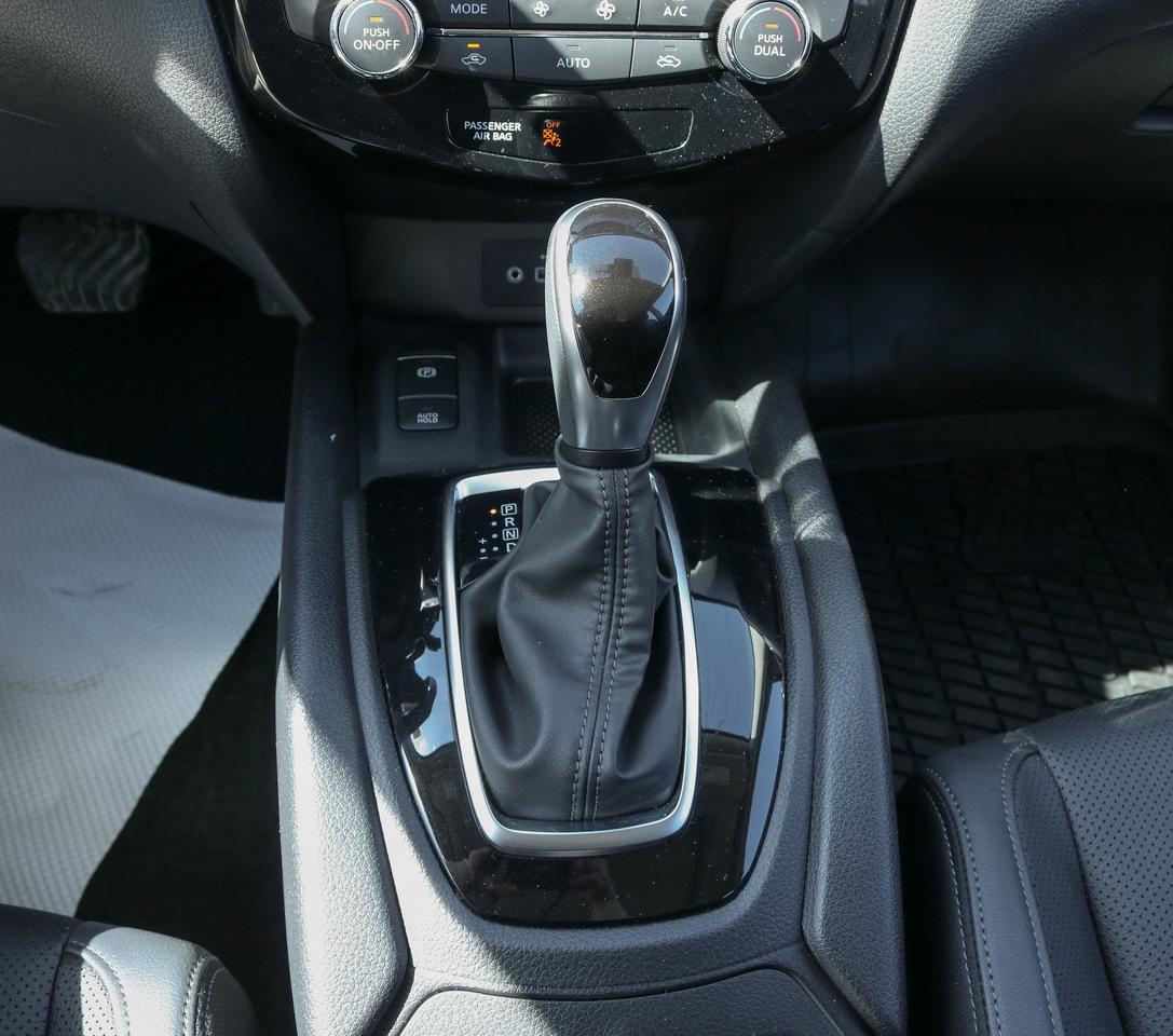 2023 Nissan Qashqai AWD SL CVT Photo