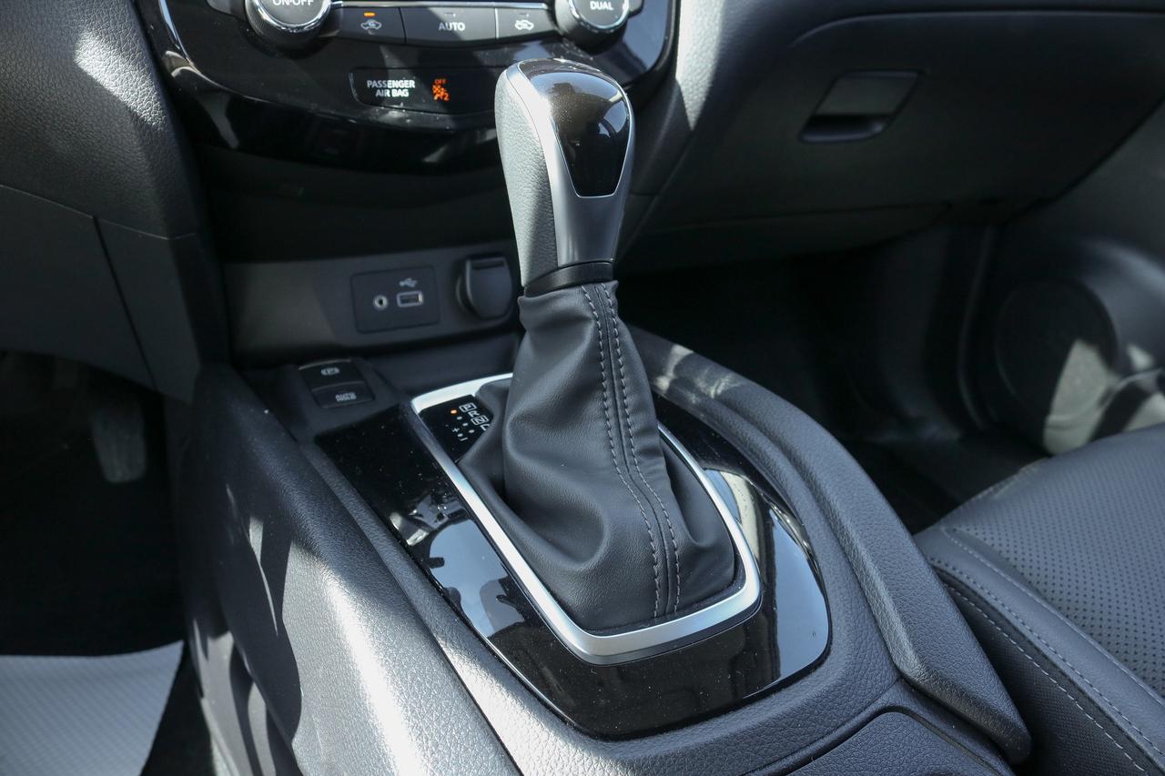 2023 Nissan Qashqai AWD SL CVT Photo