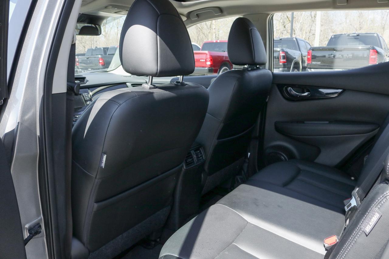 2023 Nissan Qashqai AWD SL CVT Photo