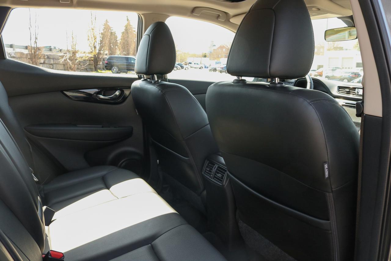 2023 Nissan Qashqai AWD SL CVT Photo