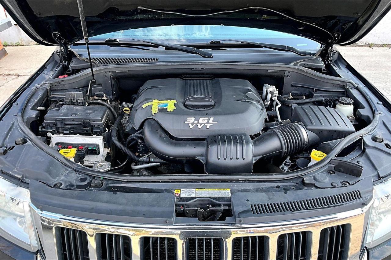 2013 Jeep Grand Cherokee Laredo V6 | AS IS | 4X4 Photo