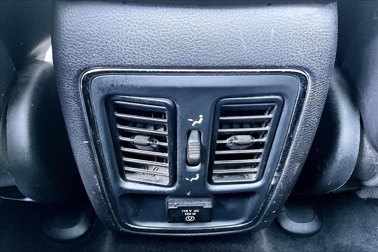 2013 Jeep Grand Cherokee Laredo V6 | AS IS | 4X4 Photo