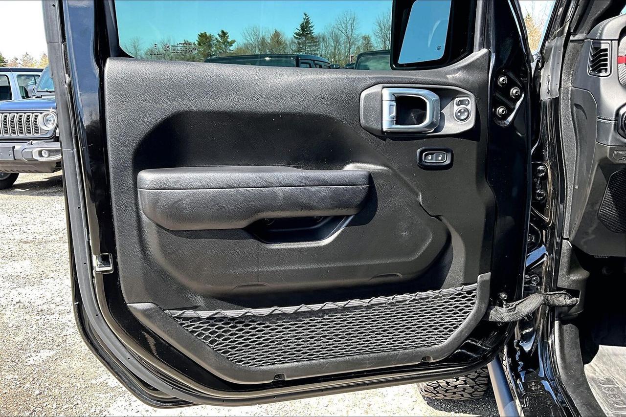 2024 Jeep Wrangler Rubicon V6 | DualTop | Heated Cloth Seats | 4X4 Photo