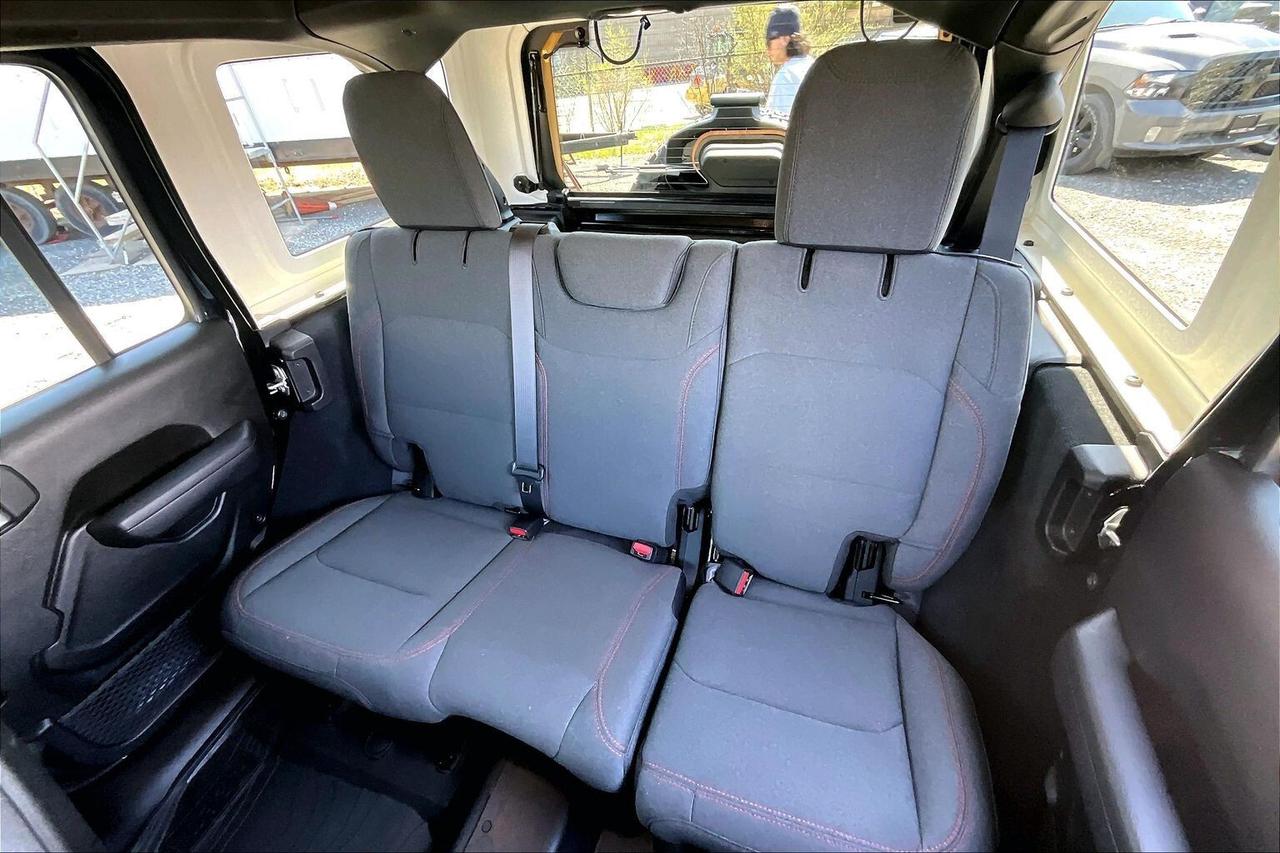 2024 Jeep Wrangler Rubicon V6 | DualTop | Heated Cloth Seats | 4X4 Photo