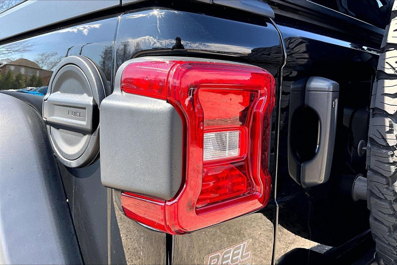 2024 Jeep Wrangler Rubicon V6 | DualTop | Heated Cloth Seats | 4X4 Photo