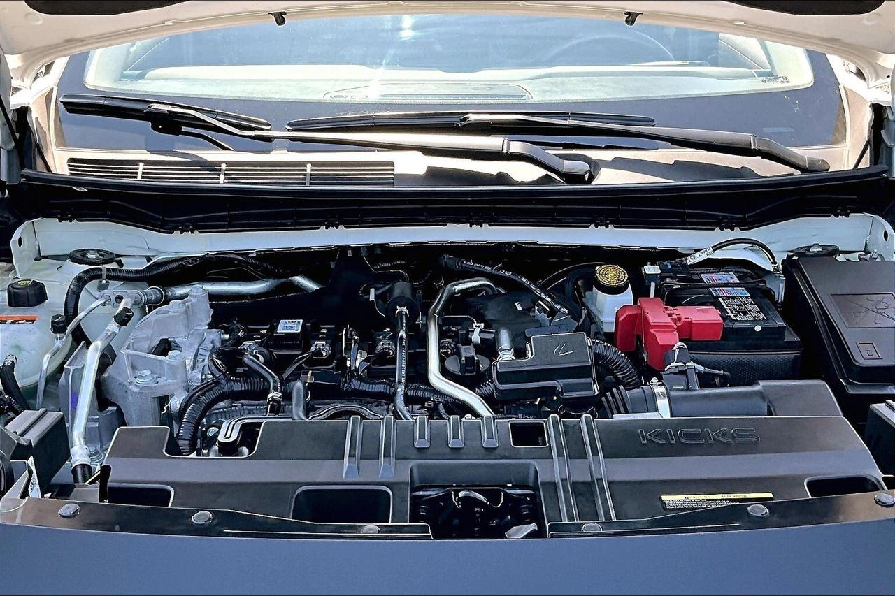 2026 Nissan Kicks SV | Heated Seats | Adaptive Cruise/BlindSpot| AWD Photo