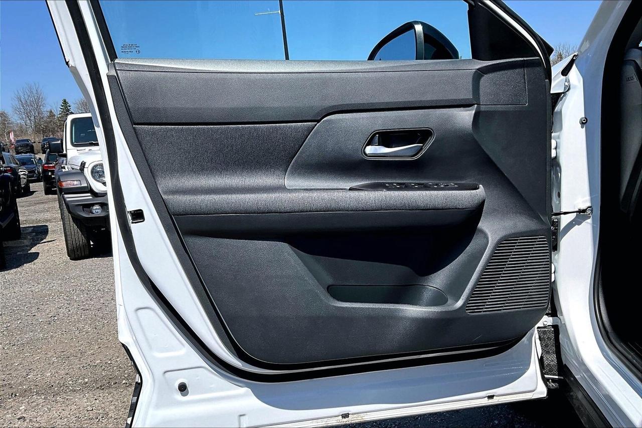 2026 Nissan Kicks SV | Heated Seats | Adaptive Cruise/BlindSpot| AWD Photo