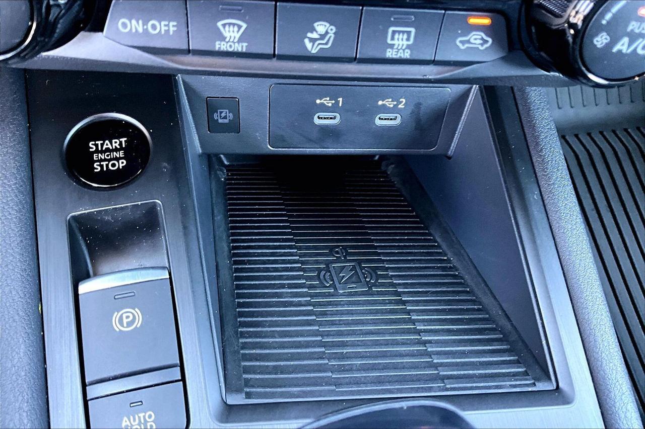 2026 Nissan Kicks SV | Heated Seats | Adaptive Cruise/BlindSpot| AWD Photo