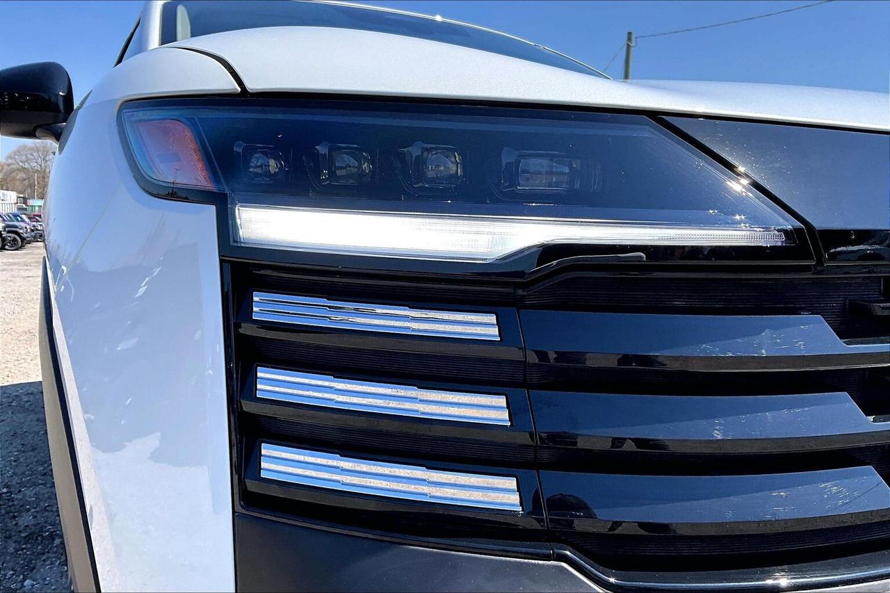 2026 Nissan Kicks SV | Heated Seats | Adaptive Cruise/BlindSpot| AWD Photo