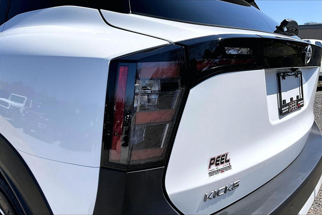 2026 Nissan Kicks SV | Heated Seats | Adaptive Cruise/BlindSpot| AWD Photo