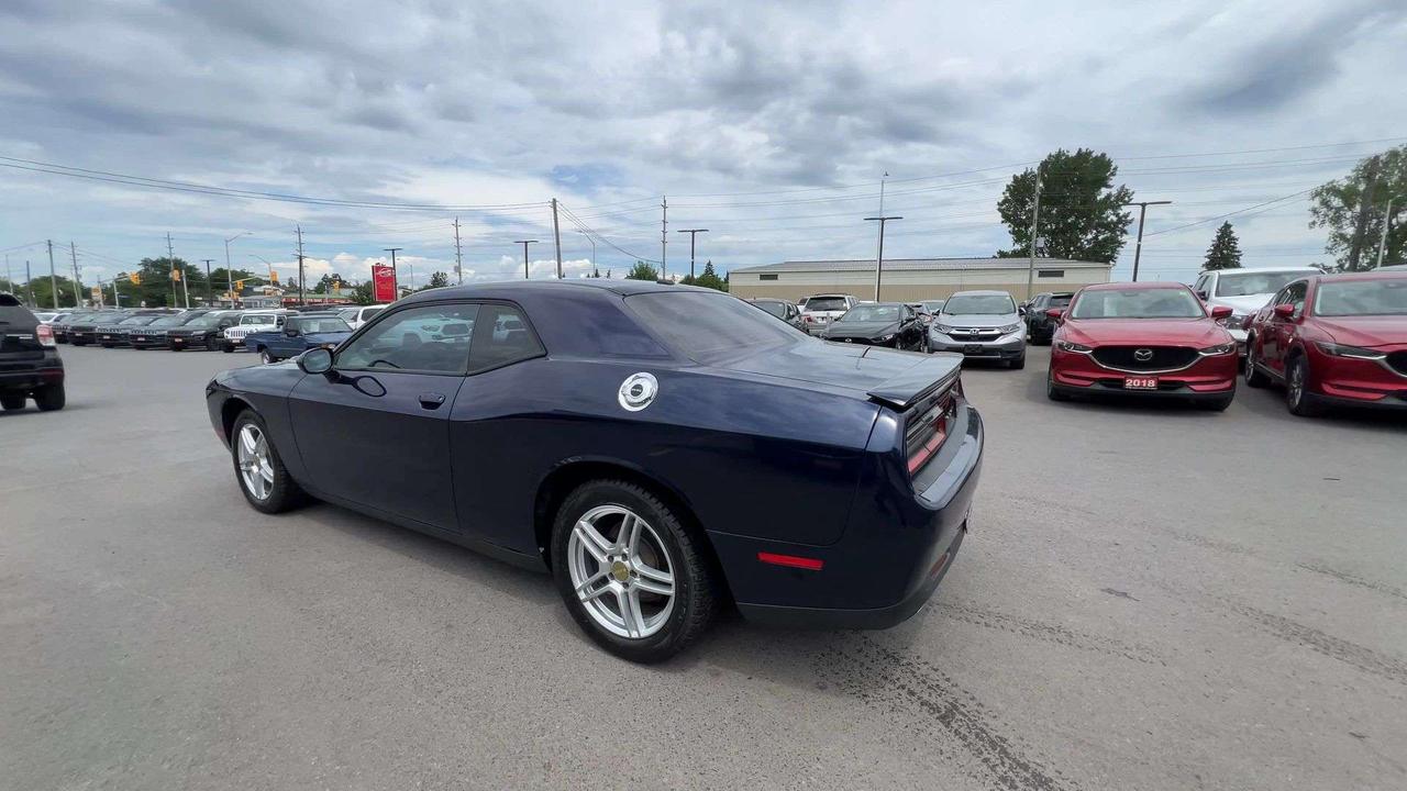 2015 Dodge Challenger SXT | 305HP V6 | HTD SEATS | REMOTE START | NAV Photo