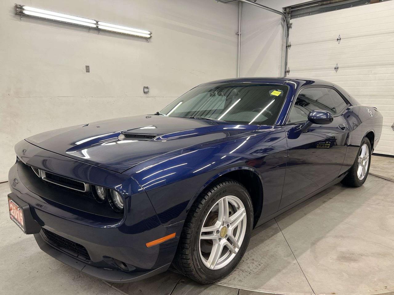 2015 Dodge Challenger SXT | 305HP V6 | HTD SEATS | REMOTE START | NAV Photo0