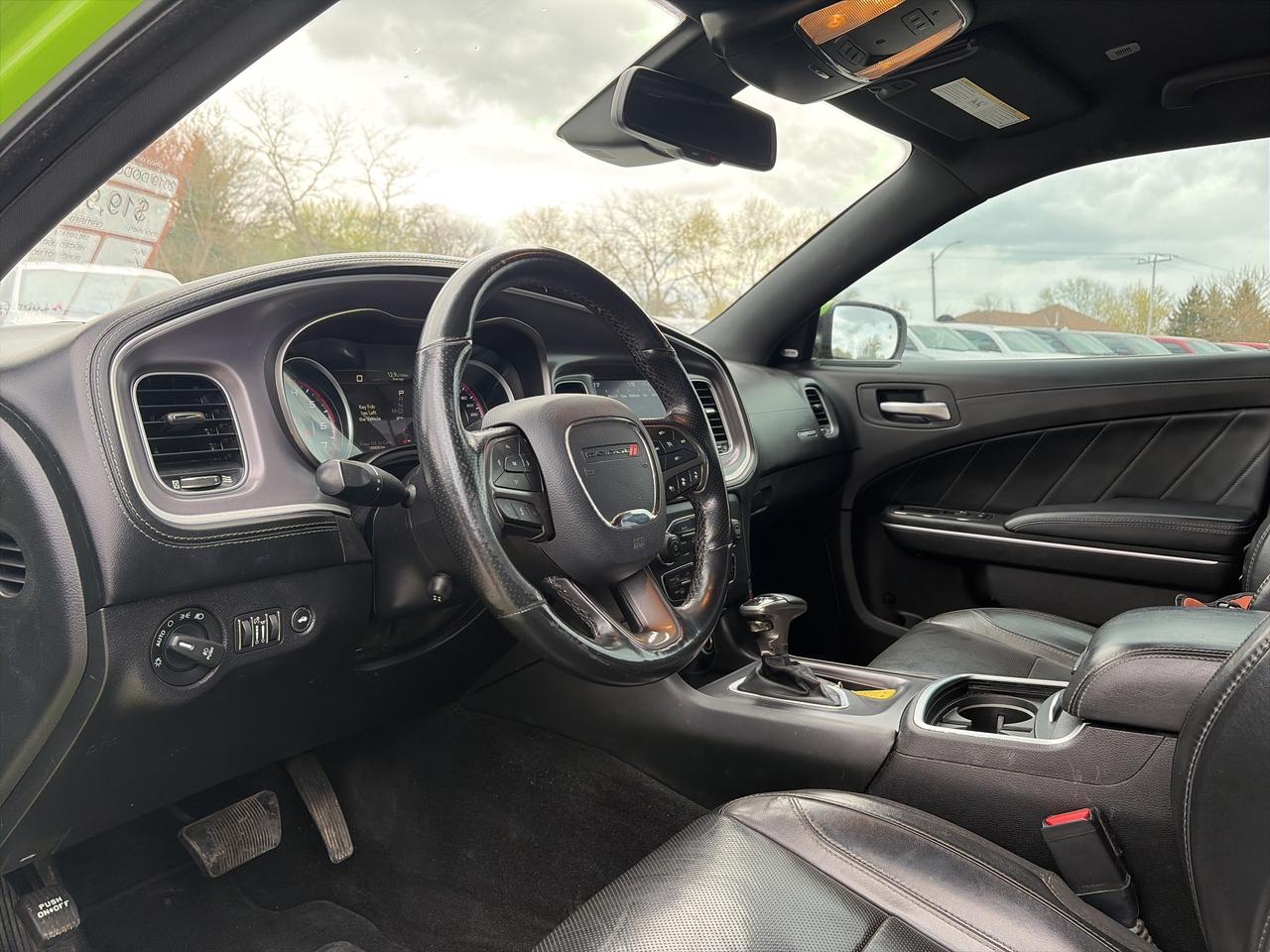 2019 Dodge Charger SXT, AWD, HEATED LEATHER, REMOTE START! - Photo #12