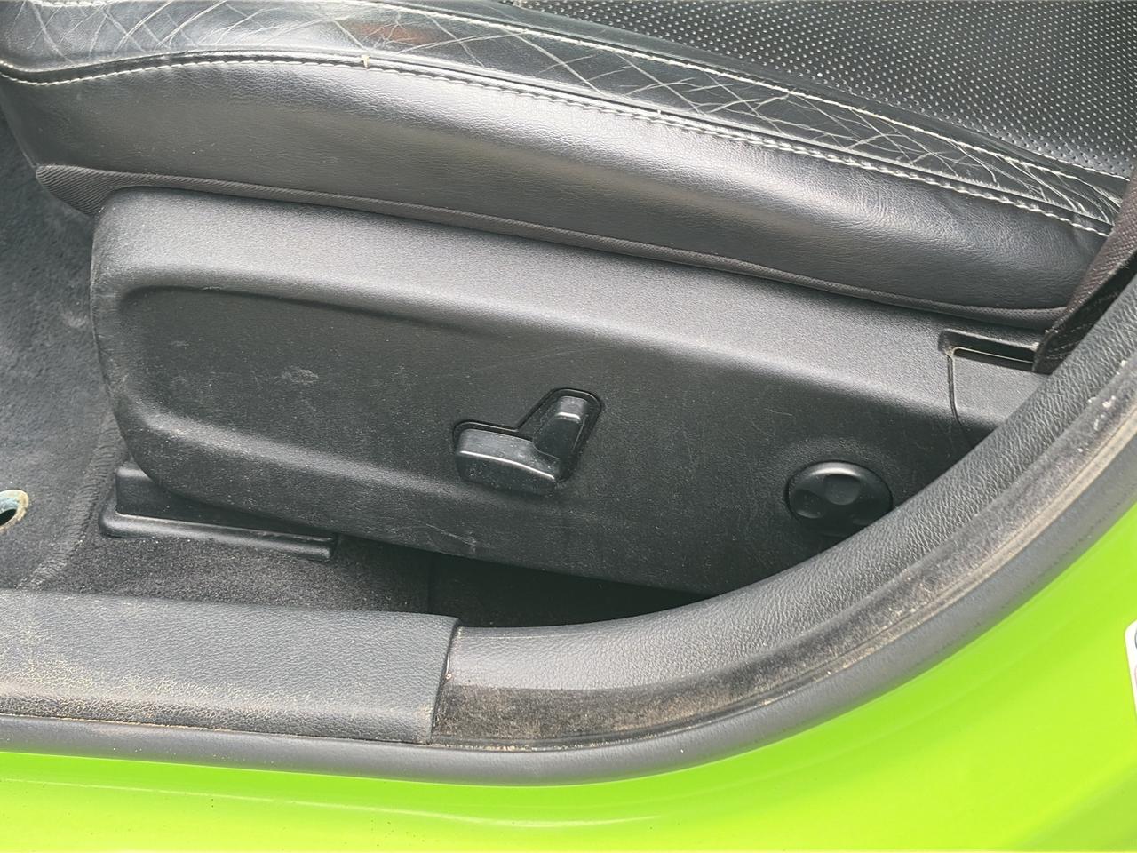 2019 Dodge Charger SXT, AWD, HEATED LEATHER, REMOTE START! Photo