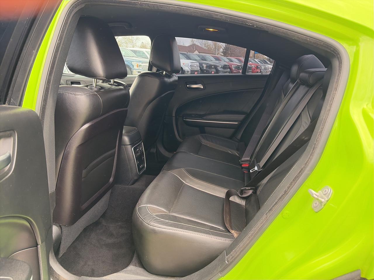 2019 Dodge Charger SXT, AWD, HEATED LEATHER, REMOTE START! - Photo #17
