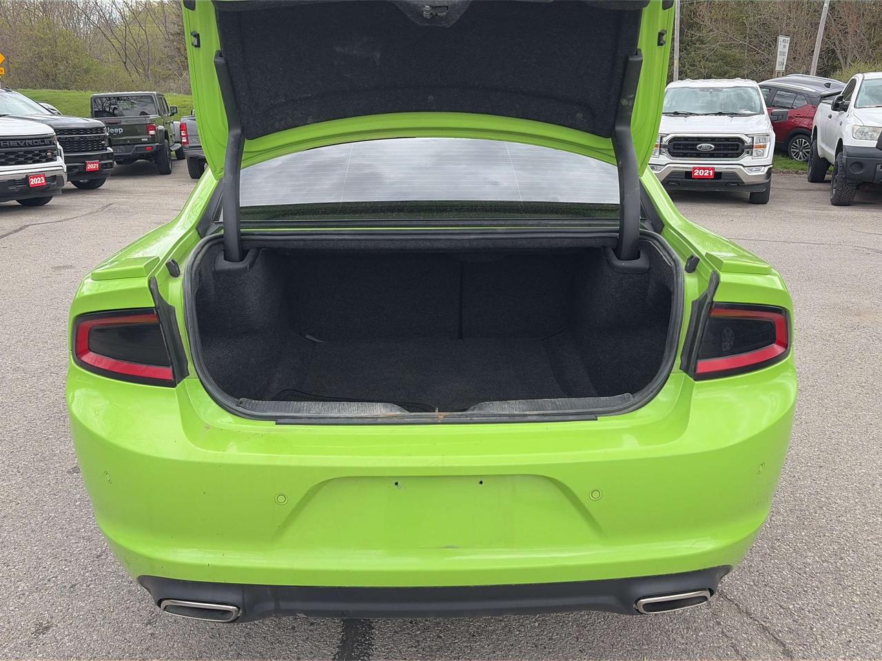 2019 Dodge Charger SXT, AWD, HEATED LEATHER, REMOTE START! Photo
