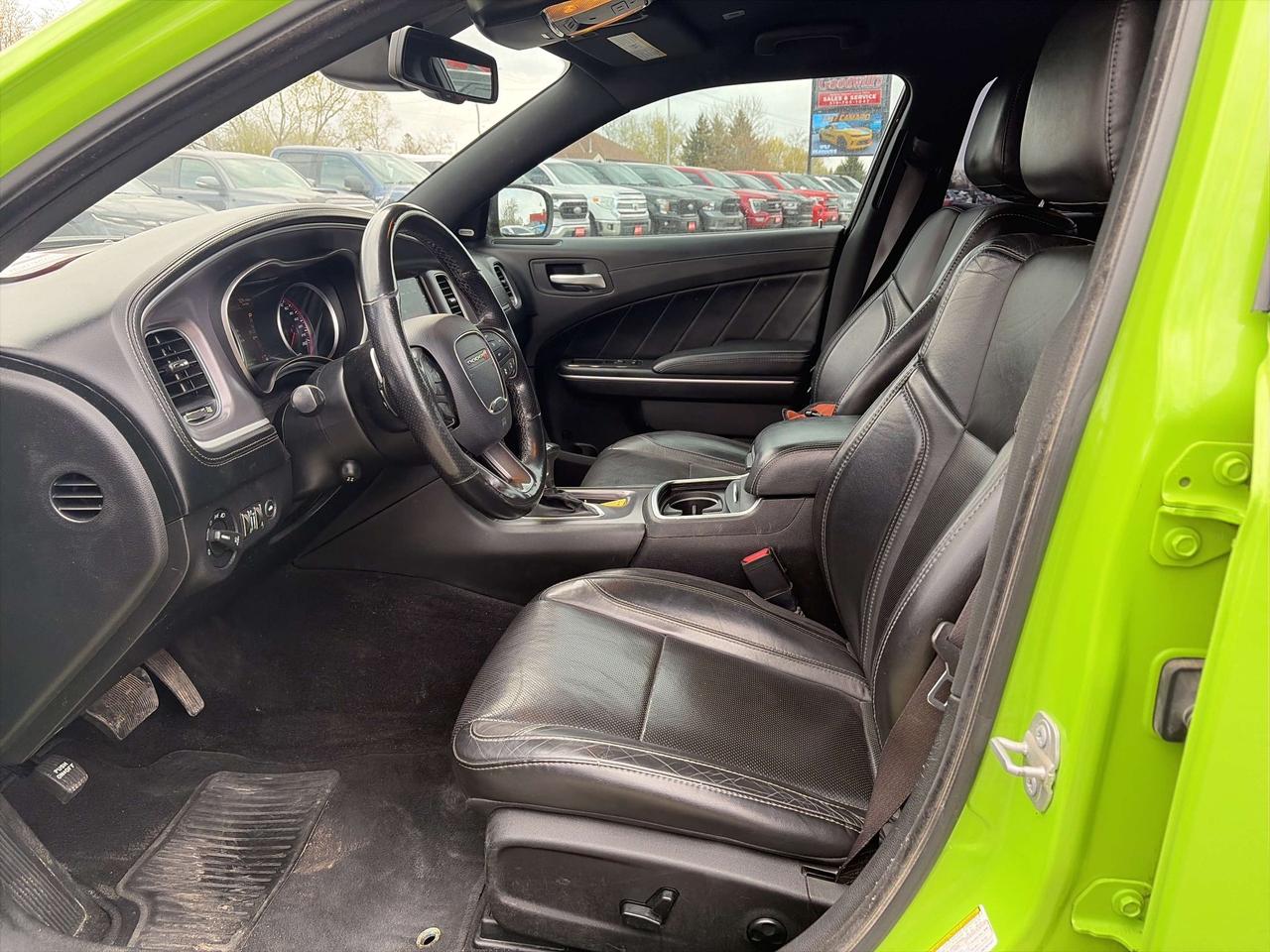2019 Dodge Charger SXT, AWD, HEATED LEATHER, REMOTE START! Photo